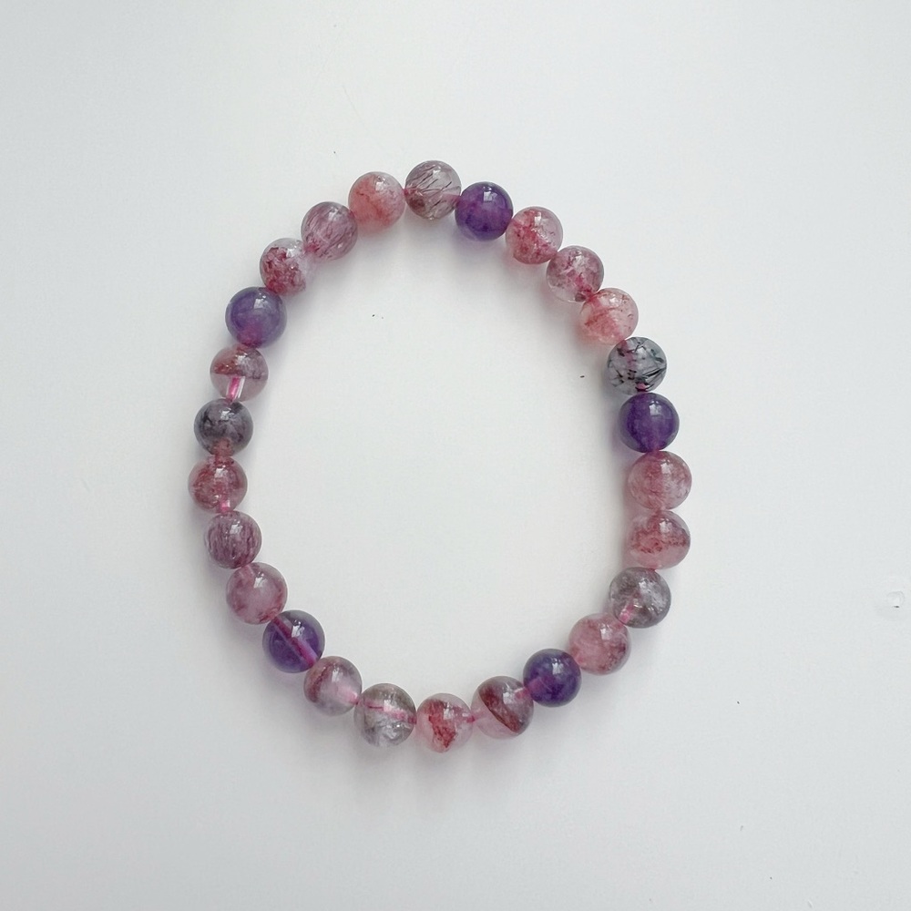 Elegant Strawberry Quartz and Amethyst Beaded Bracelet